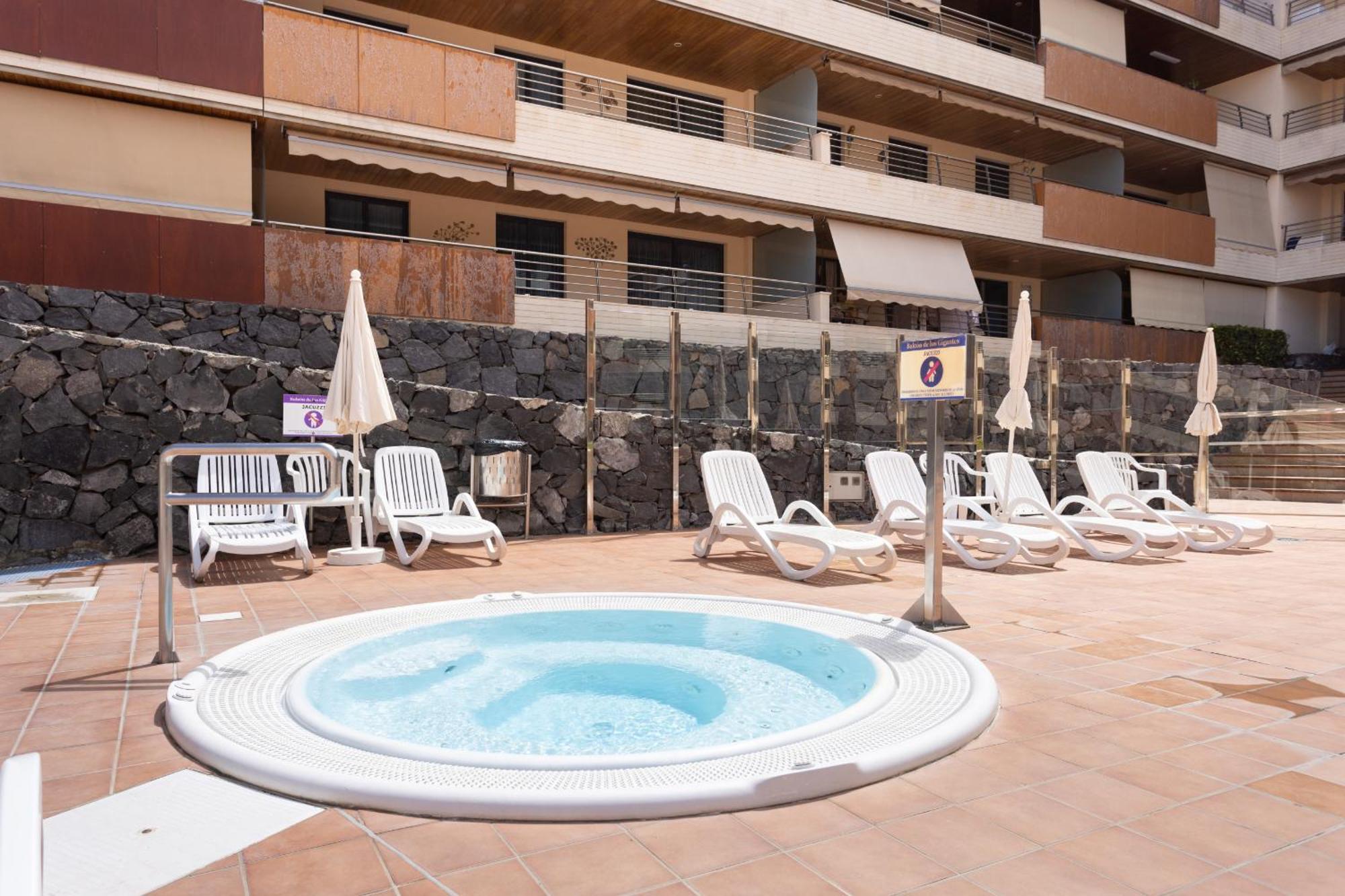 Balcon De Los Gigantes With Pool View Puerto de Santiago  Exterior foto